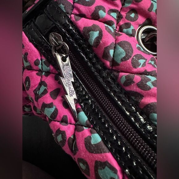 Betseyville Vintage Betsey Johnson Pink Cheetah Quilted Barrel Purse Habdbag - Picture 12 of 12